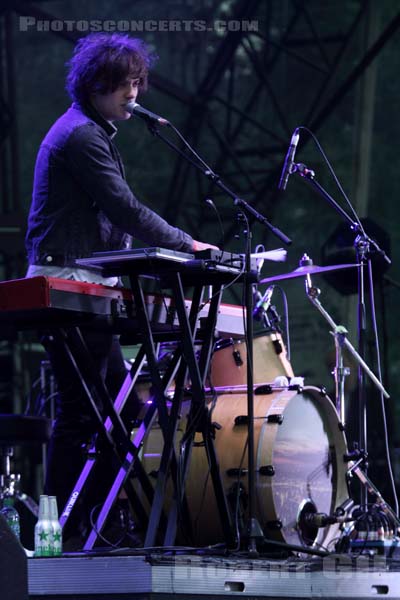 LONDON GRAMMAR - 2014-05-31 - PARIS - Parc de Bagatelle - 